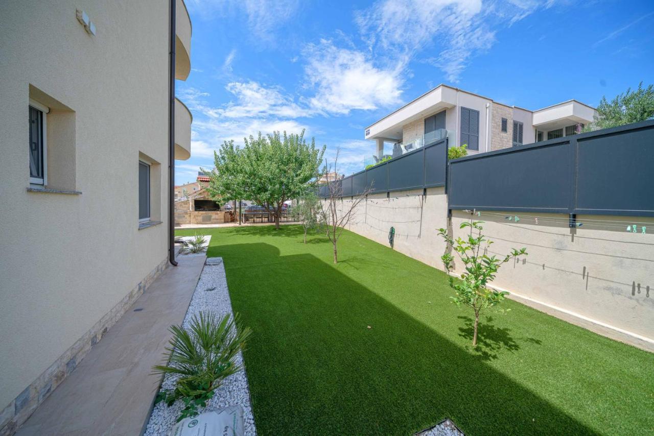 Apartments Miskovic Vodice Exterior photo